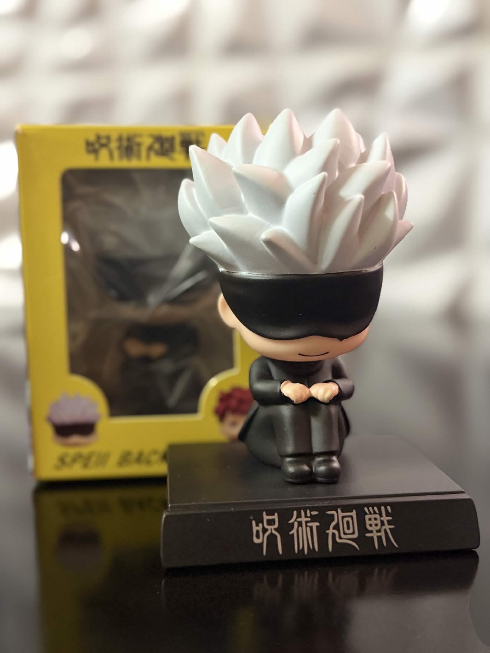 Figures Stand Phone - Gojo