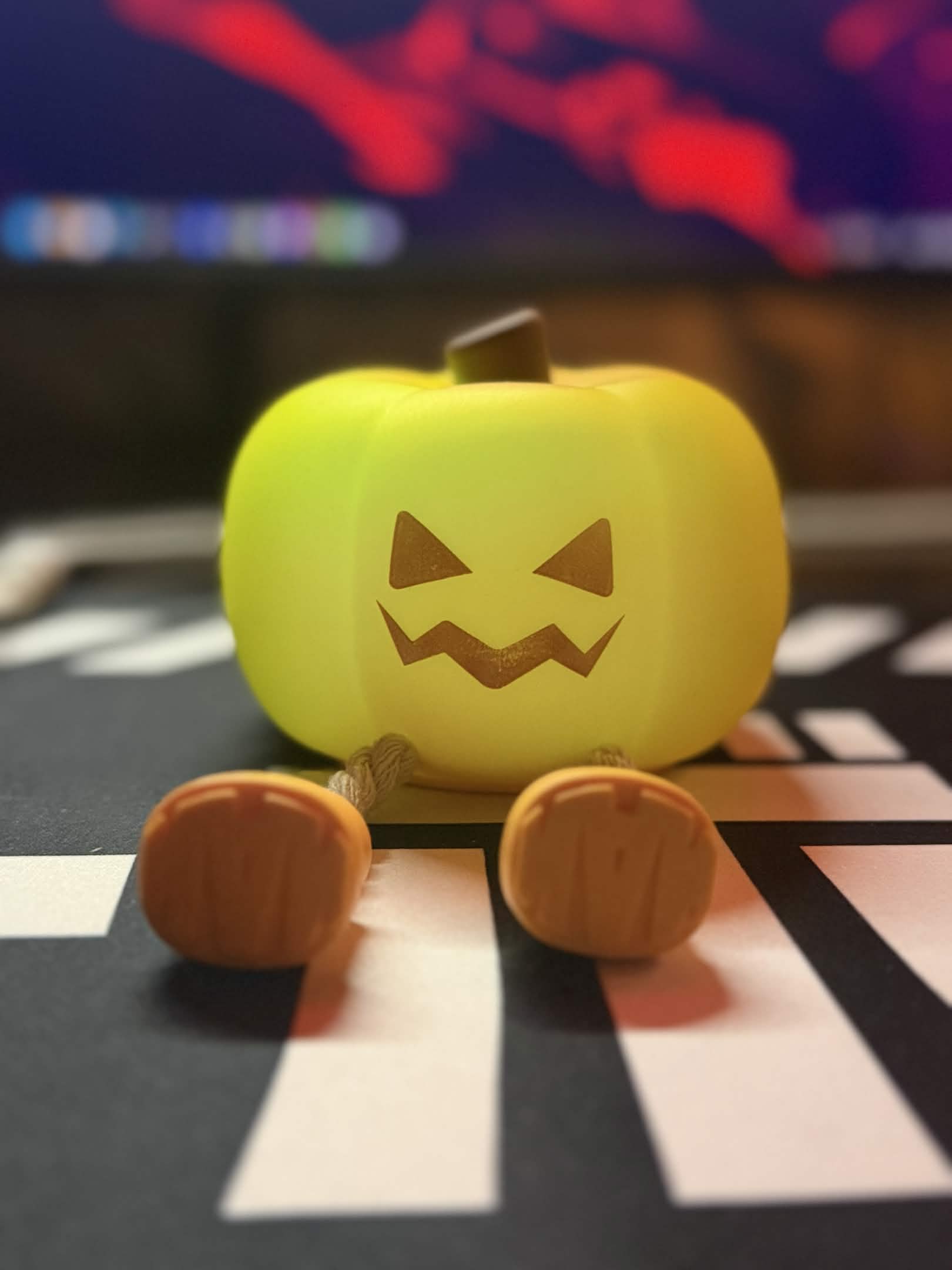 Touch LED Light - اخو شتخمص